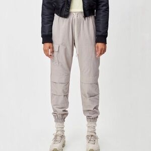 John Elliott Cotton Himalayan Cargo Jogger Pants in Dove  Grey Sz 0/XS